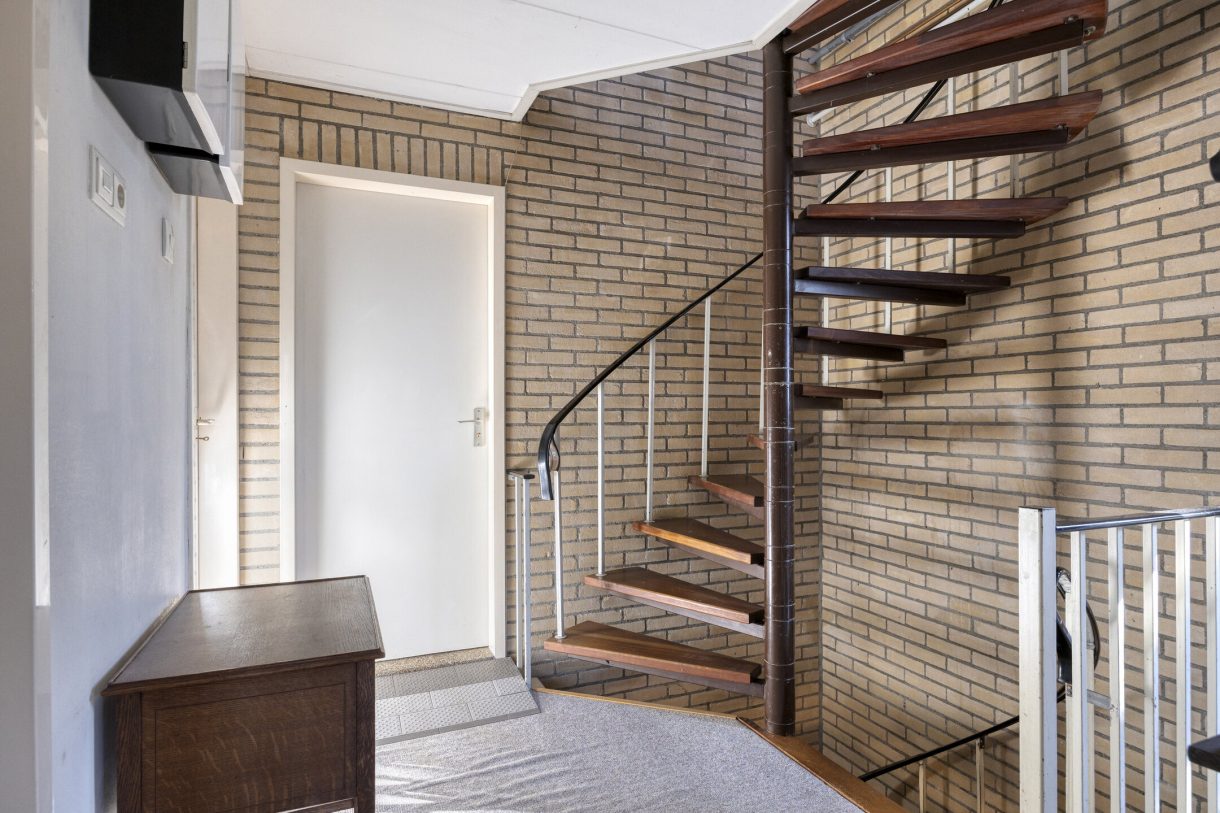 Te koop: Foto Woonhuis aan de Den Tollstraat 38 in Koudekerk aan den Rijn