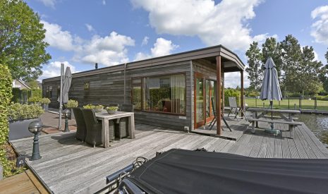 koop  Nieuwkoop  Zuideinde 178A – Hoofdfoto