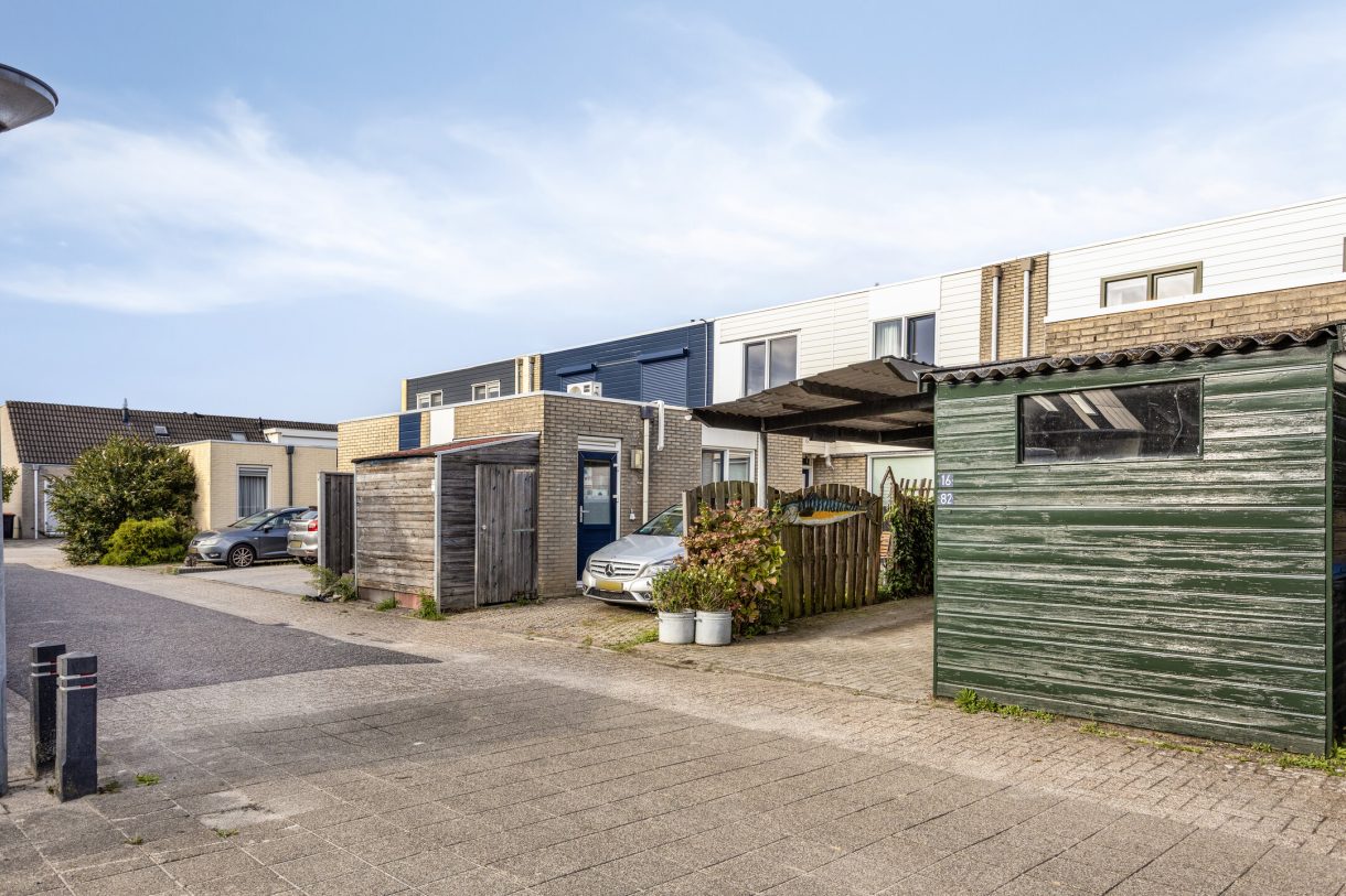 Te koop: Foto Woonhuis aan de Schoener 16 82 in Lelystad