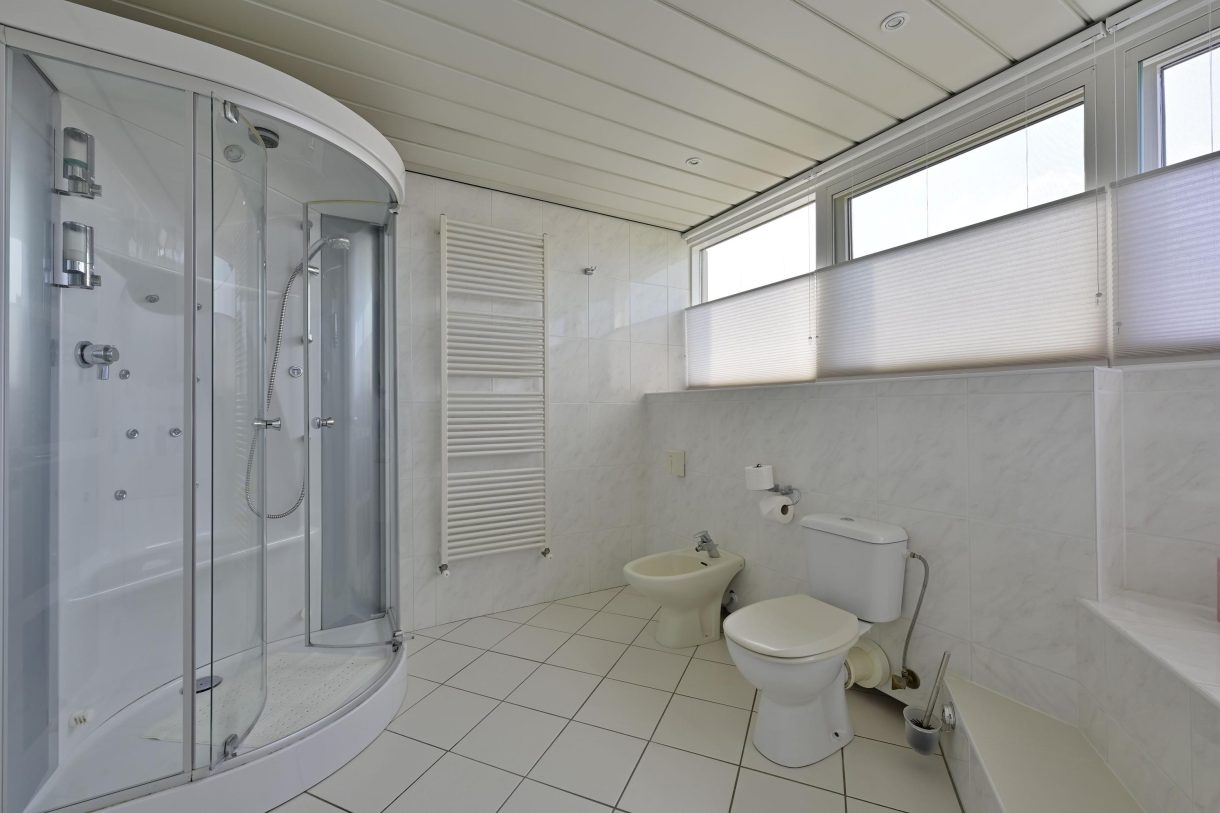 Te koop: Foto Woonhuis aan de Zuideinde 64 in Nieuwkoop