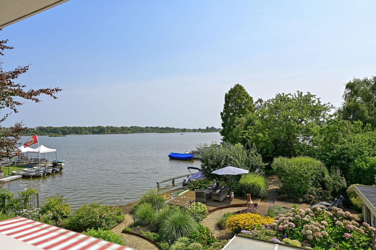 Te koop: Foto Woonhuis aan de Zuideinde 64 in Nieuwkoop