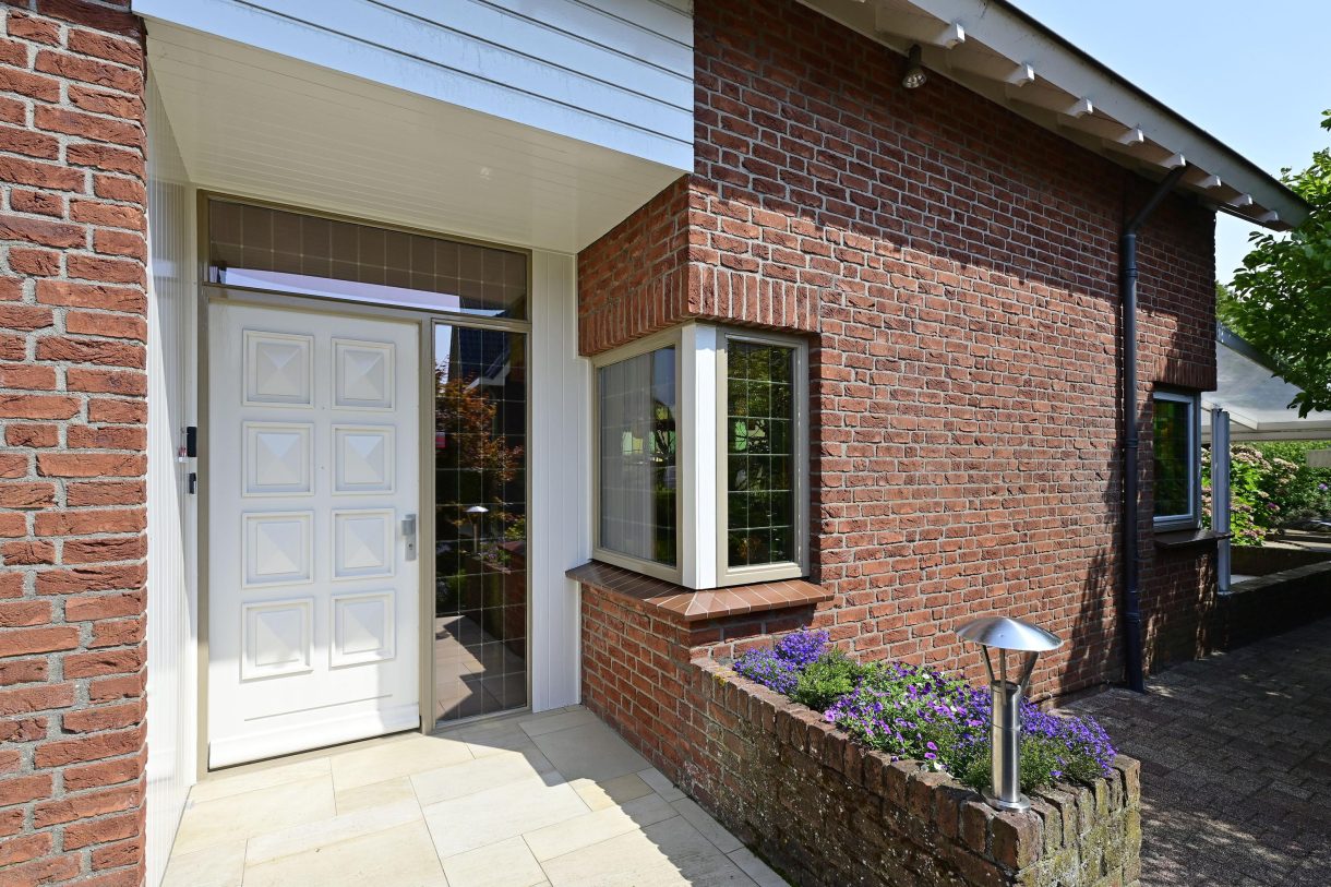 Te koop: Foto Woonhuis aan de Zuideinde 64 in Nieuwkoop