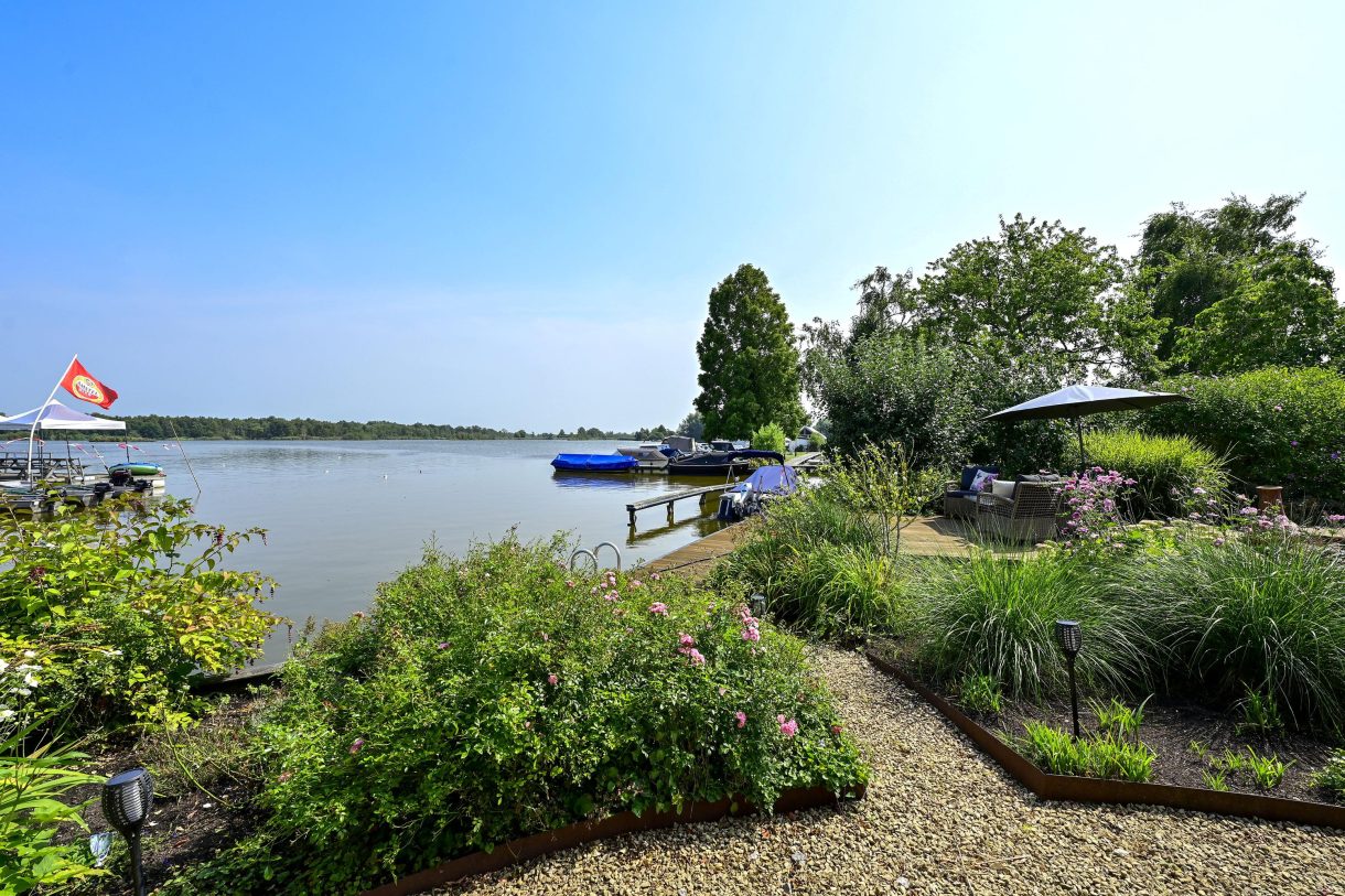 Te koop: Foto Woonhuis aan de Zuideinde 64 in Nieuwkoop