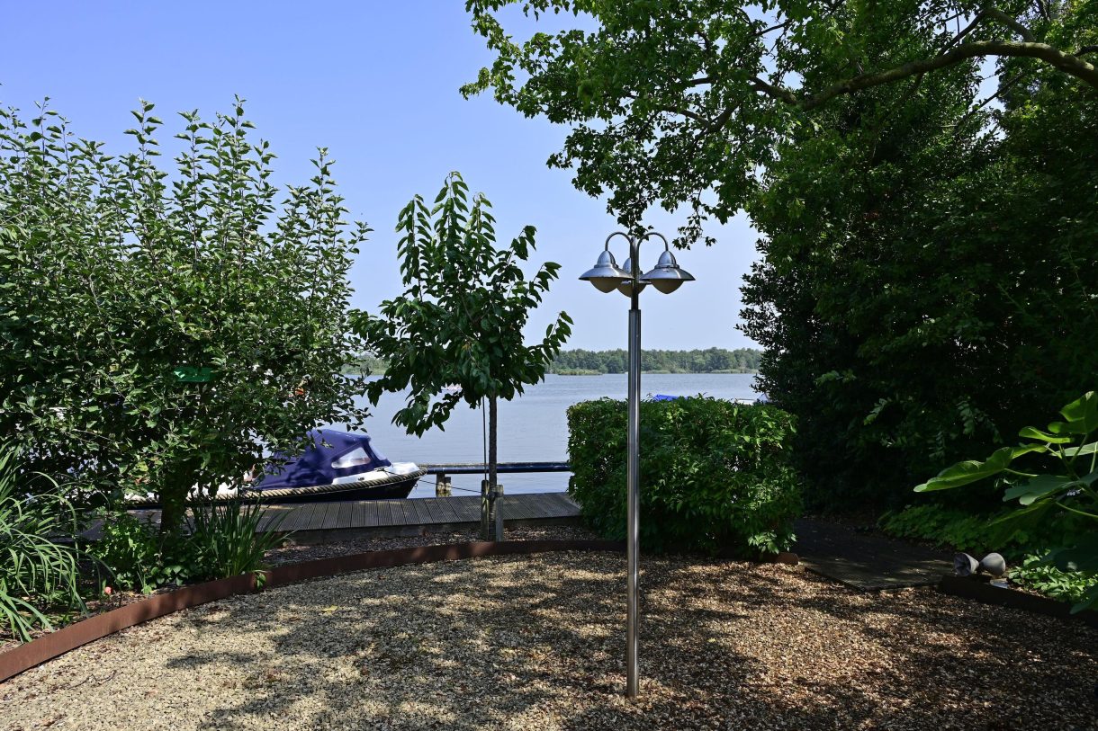 Te koop: Foto Woonhuis aan de Zuideinde 64 in Nieuwkoop