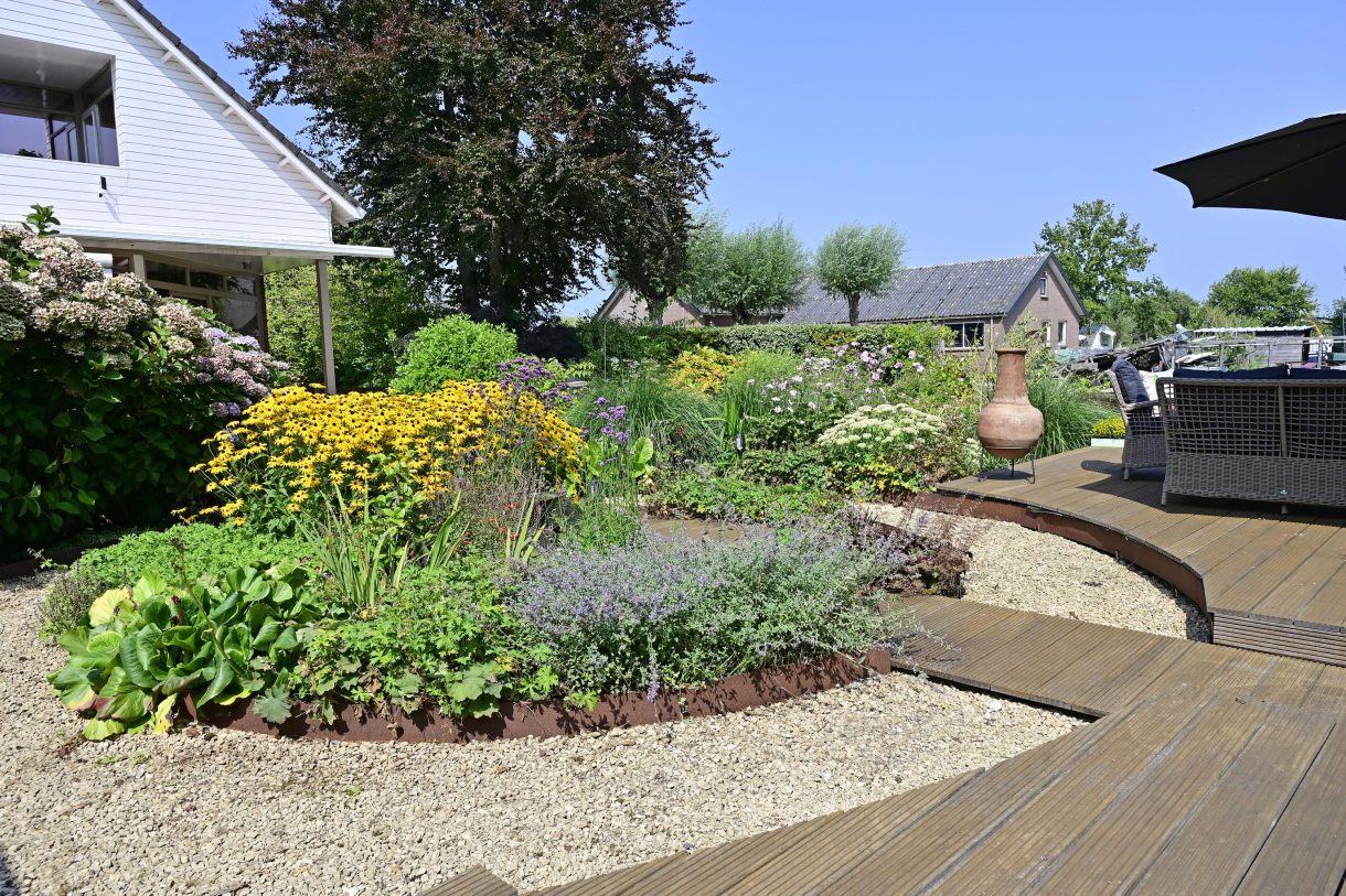 Te koop: Foto Woonhuis aan de Zuideinde 64 in Nieuwkoop