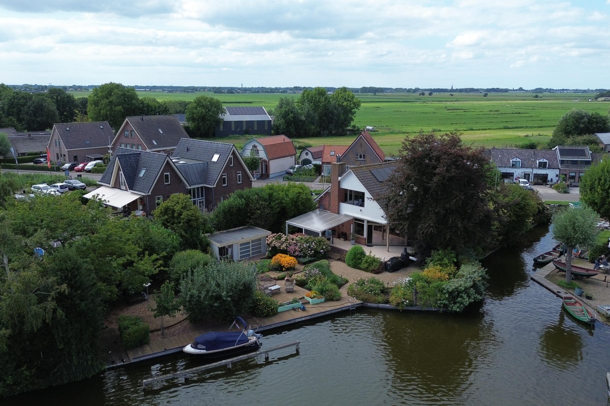 Te koop: Foto Woonhuis aan de Zuideinde 64 in Nieuwkoop