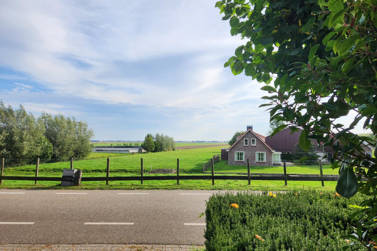 Te koop: Foto Woonhuis aan de Boddens Hosangweg 22 in Woubrugge