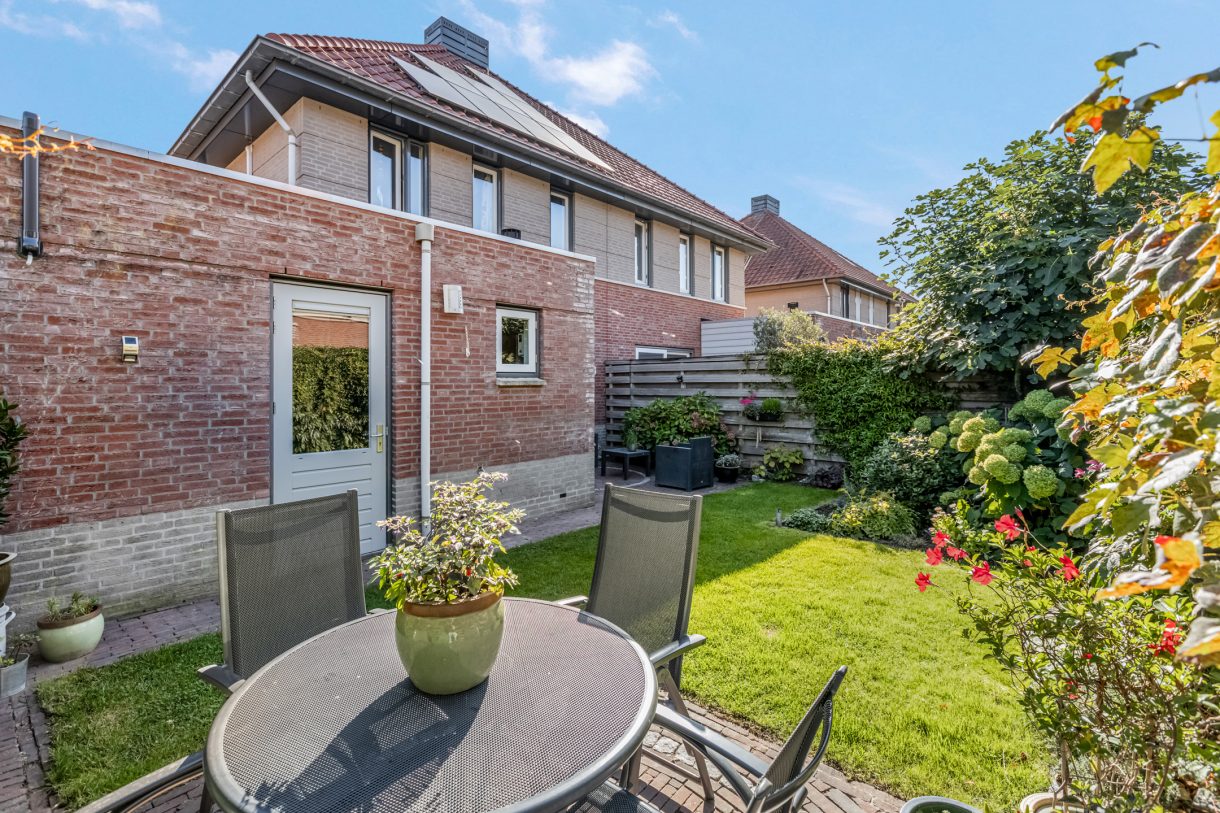 Te koop: Foto Woonhuis aan de Alladinstraat 8 in Druten