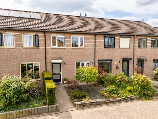 Hoofdfoto van Steenderen Korenbloemstraat 7