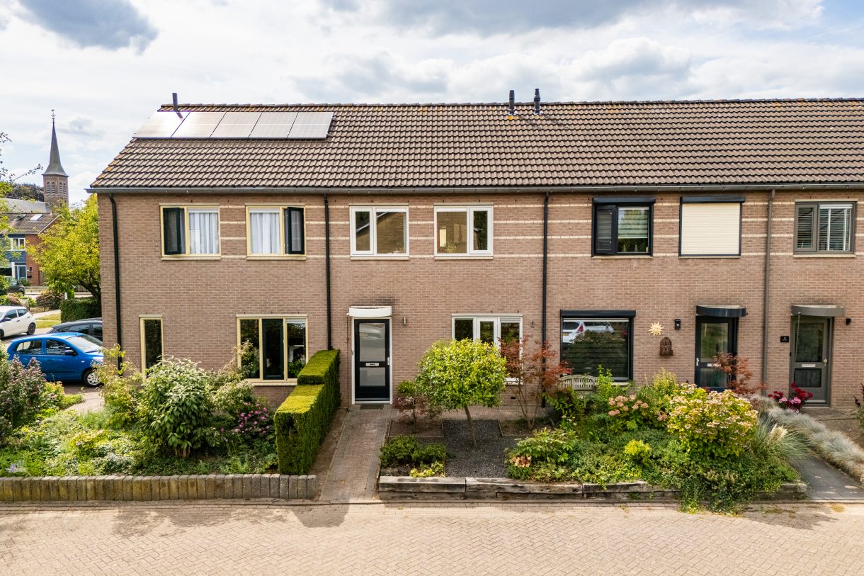 Te koop: Foto Woonhuis aan de Korenbloemstraat 7 in Steenderen