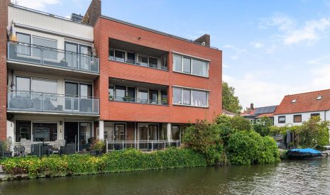 koop  Woerden  Leidsestraatweg 107A – Hoofdfoto