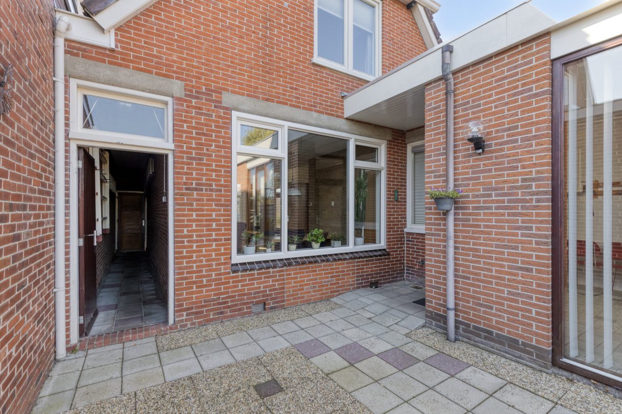 Te koop: Foto Woonhuis aan de J.P. Santeeweg 44 in Nietap