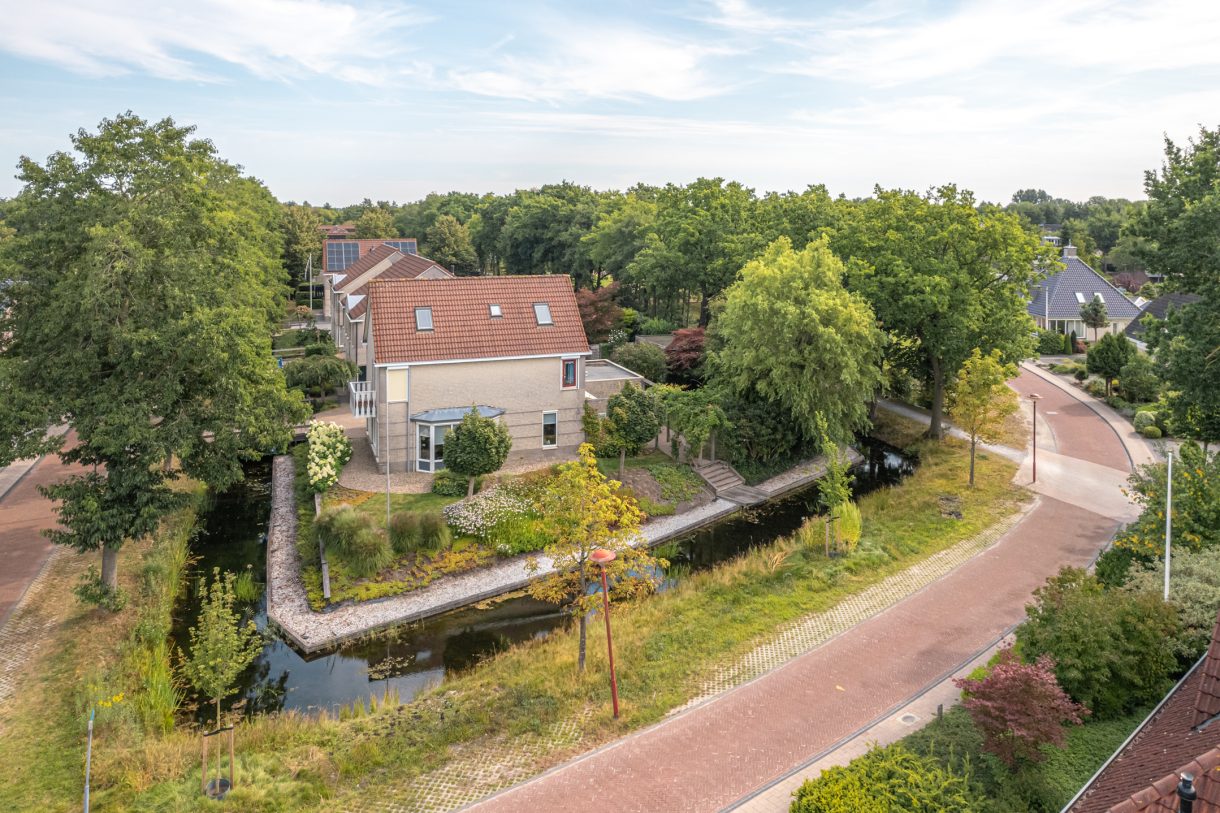 Te koop: Foto Woonhuis aan de Rietpol 24 in Drachten