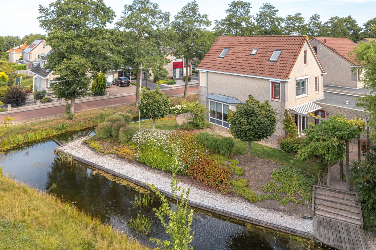 Te koop: Foto Woonhuis aan de Rietpol 24 in Drachten