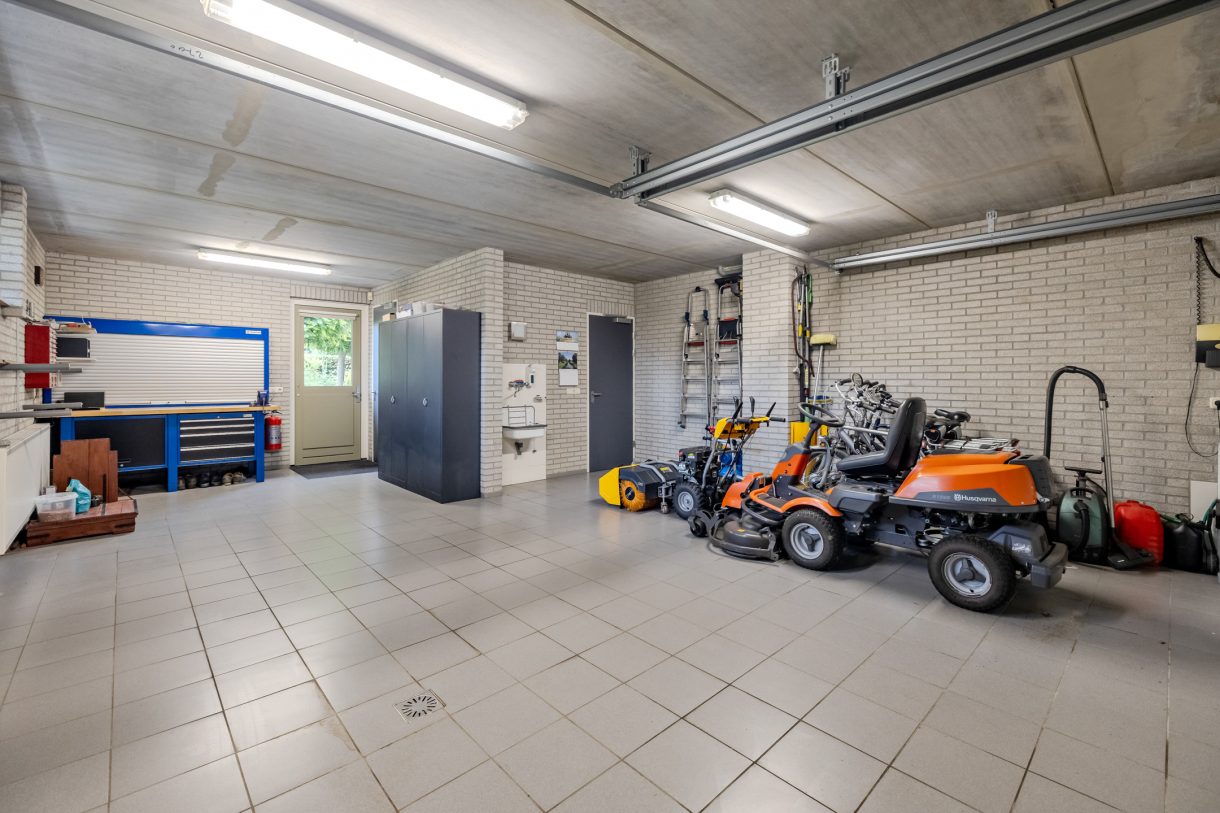 Te koop: Foto Woonhuis aan de Mr. J.B. Kanweg 5A in Witteveen