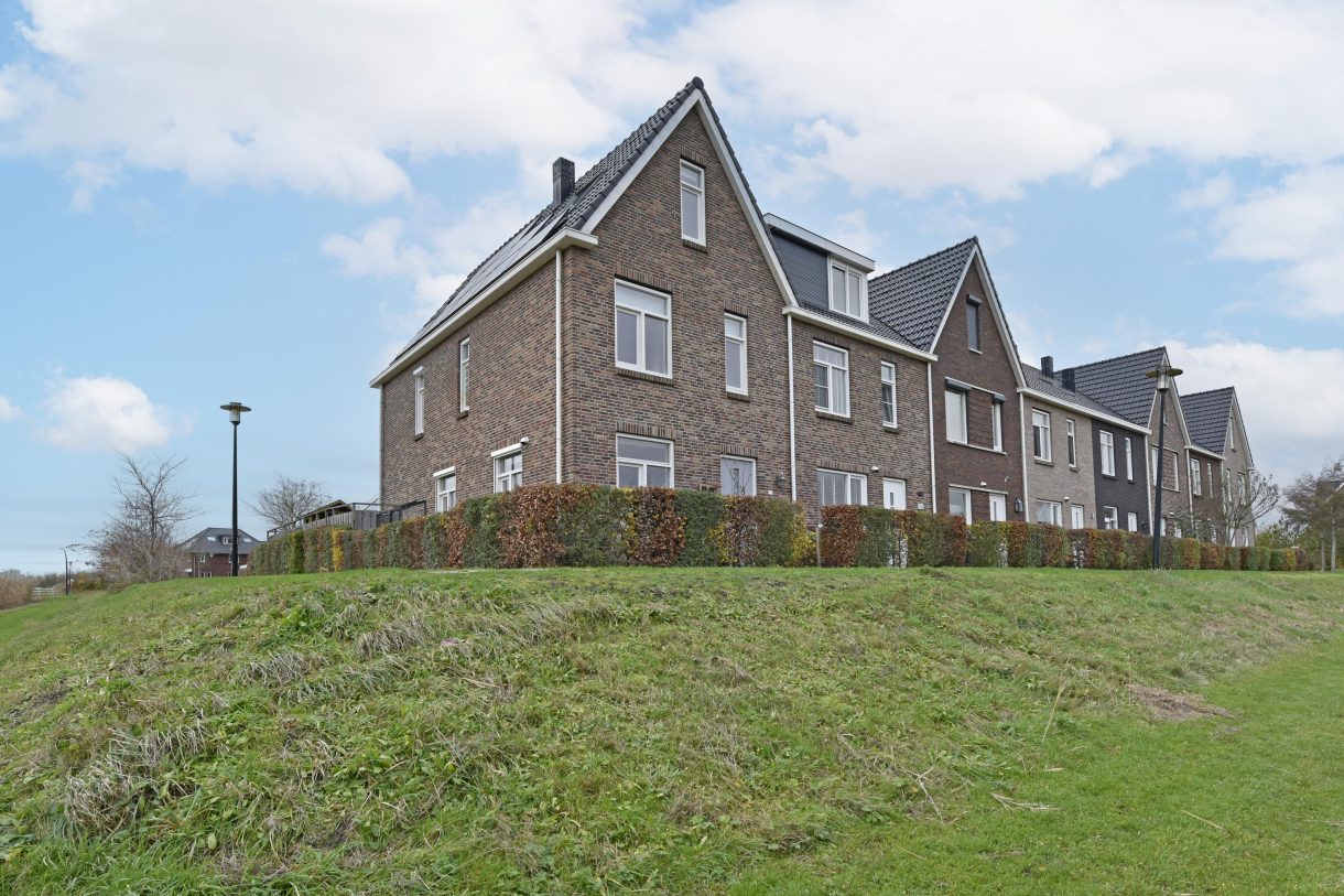 Te koop: Foto Woonhuis aan de Liguster 18 in Nieuwveen