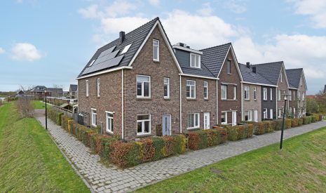 Hoofdfoto van Nieuwveen Liguster 18