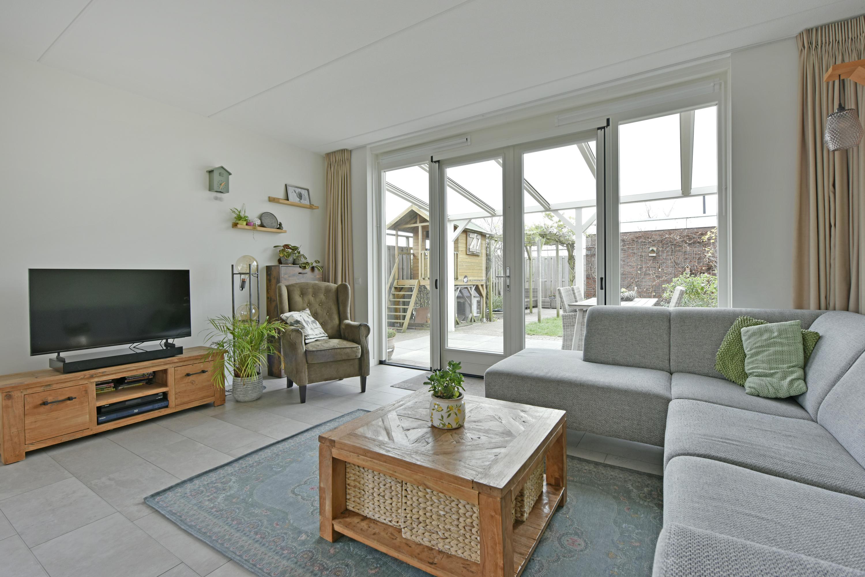 Te koop: Foto Woonhuis aan de Liguster 18 in Nieuwveen