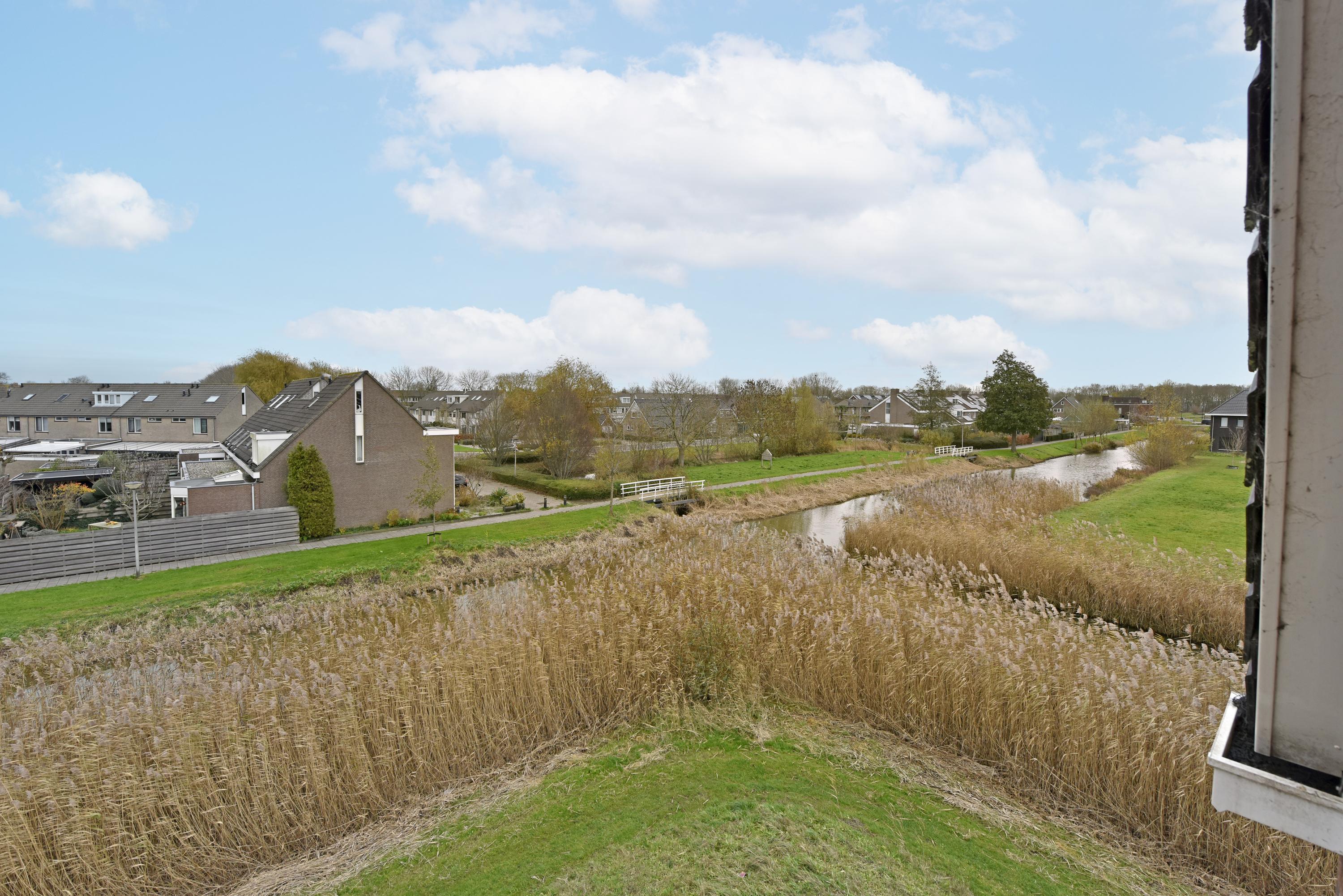 Te koop: Foto Woonhuis aan de Liguster 18 in Nieuwveen
