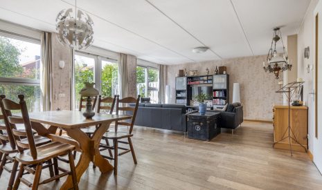 Te koop: Foto Woonhuis aan de Churchilllaan 16 in Alphen aan den Rijn