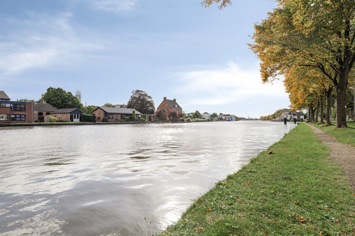 Te koop: Foto Woonhuis aan de Churchilllaan 16 in Alphen aan den Rijn