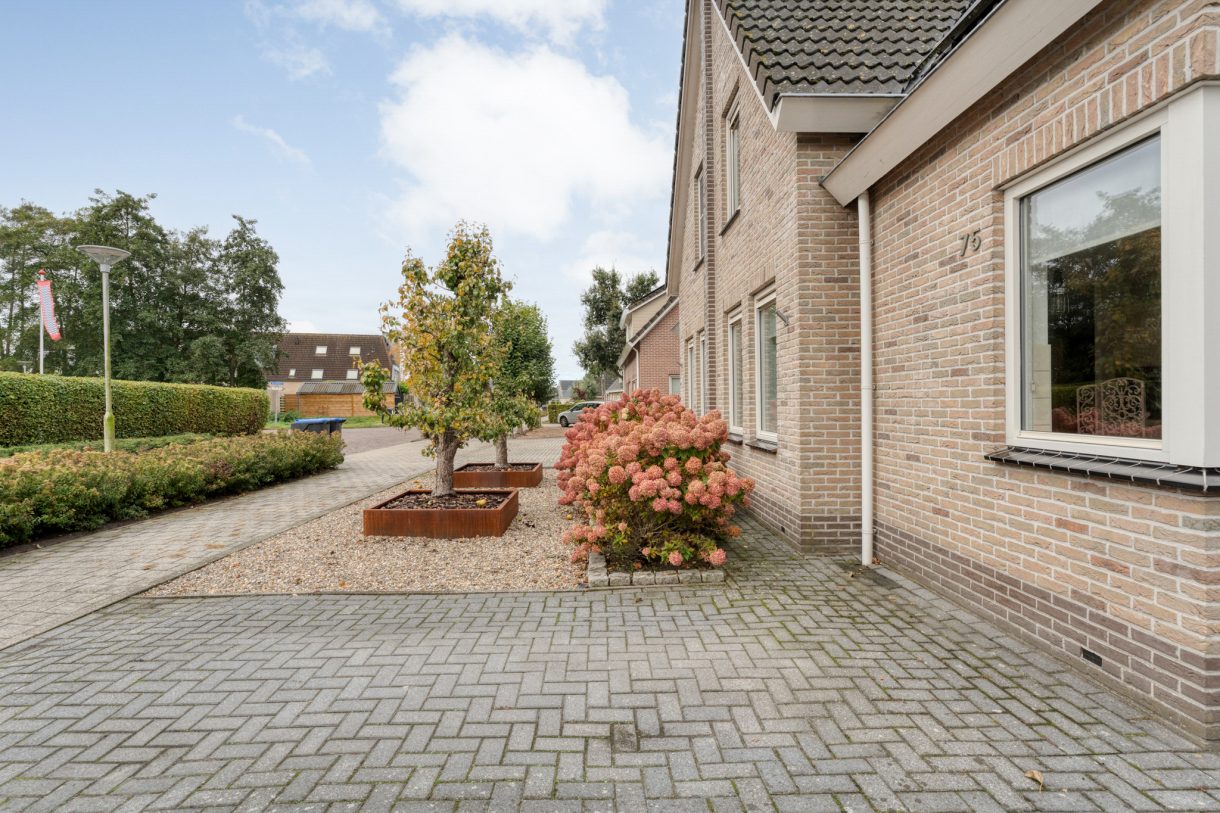 Te koop: Foto Woonhuis aan de De Veurdele 75 in Nijeveen