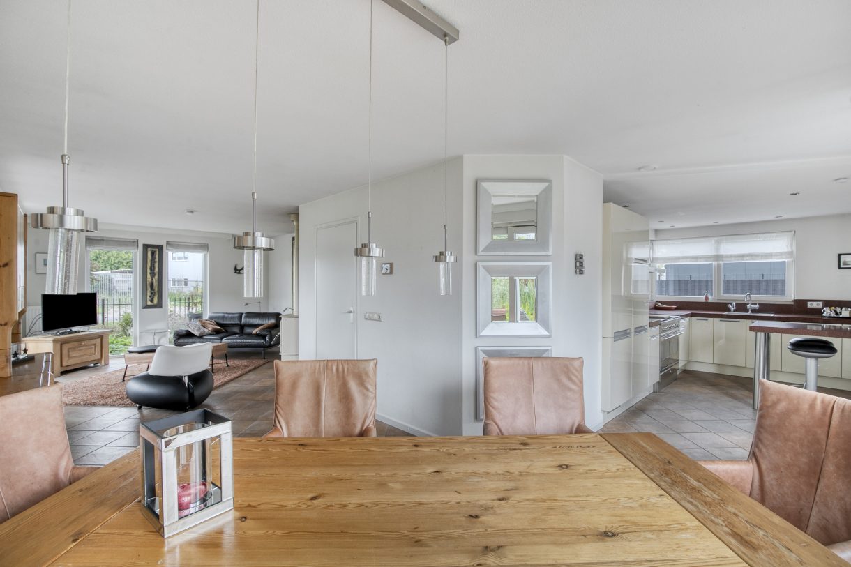 Te koop: Foto Woonhuis aan de Kolkweg 49-47 in Lelystad