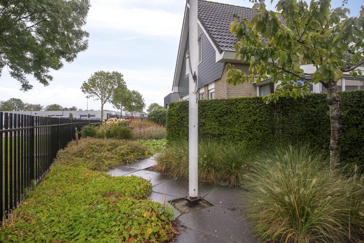 Te koop: Foto Woonhuis aan de Kolkweg 49-47 in Lelystad