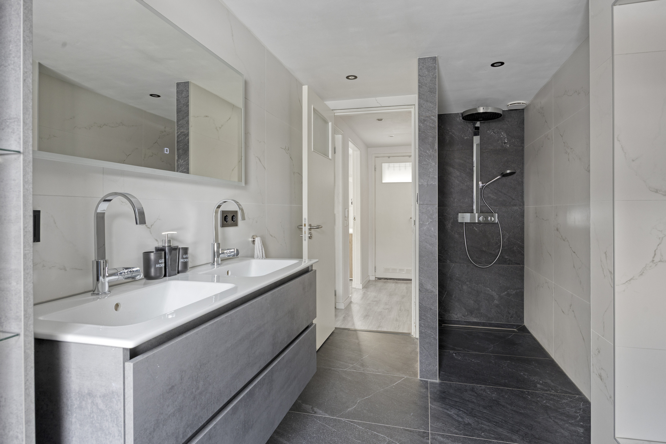 Te koop: Foto Woonhuis aan de Zeelsterstraat 92 in Eindhoven