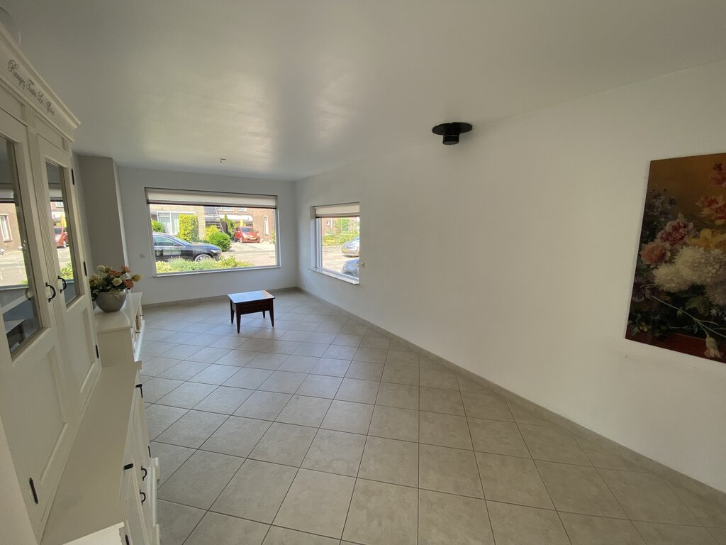 Te huur: Foto Woonhuis aan de van Halllaan 13 in Nieuwegein