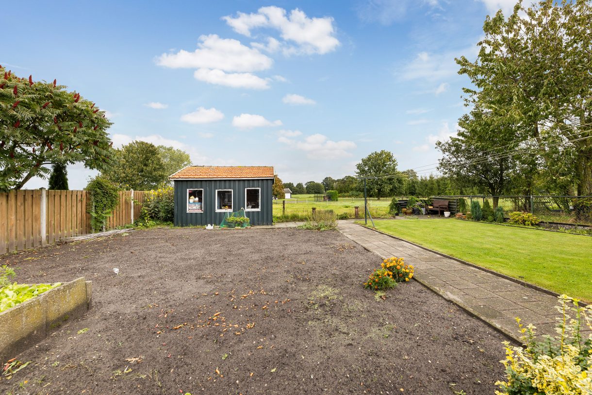Te koop: Foto Woonhuis aan de Bovenheigraaf 86 in 't Loo Oldebroek