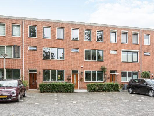 Hoofdfoto van Vlaardingen Leendert Valstarstraat 5
