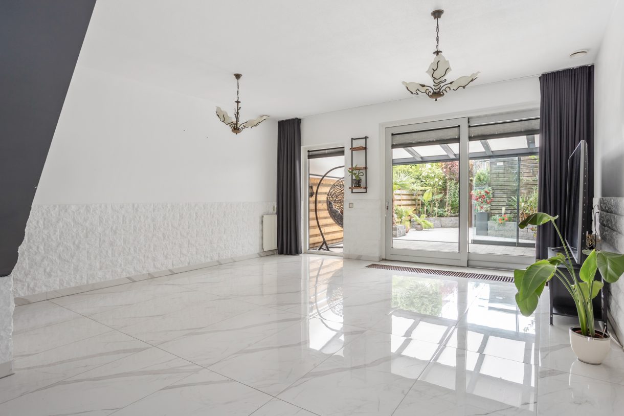 Te koop: Foto Woonhuis aan de Leendert Valstarstraat 5 in Vlaardingen