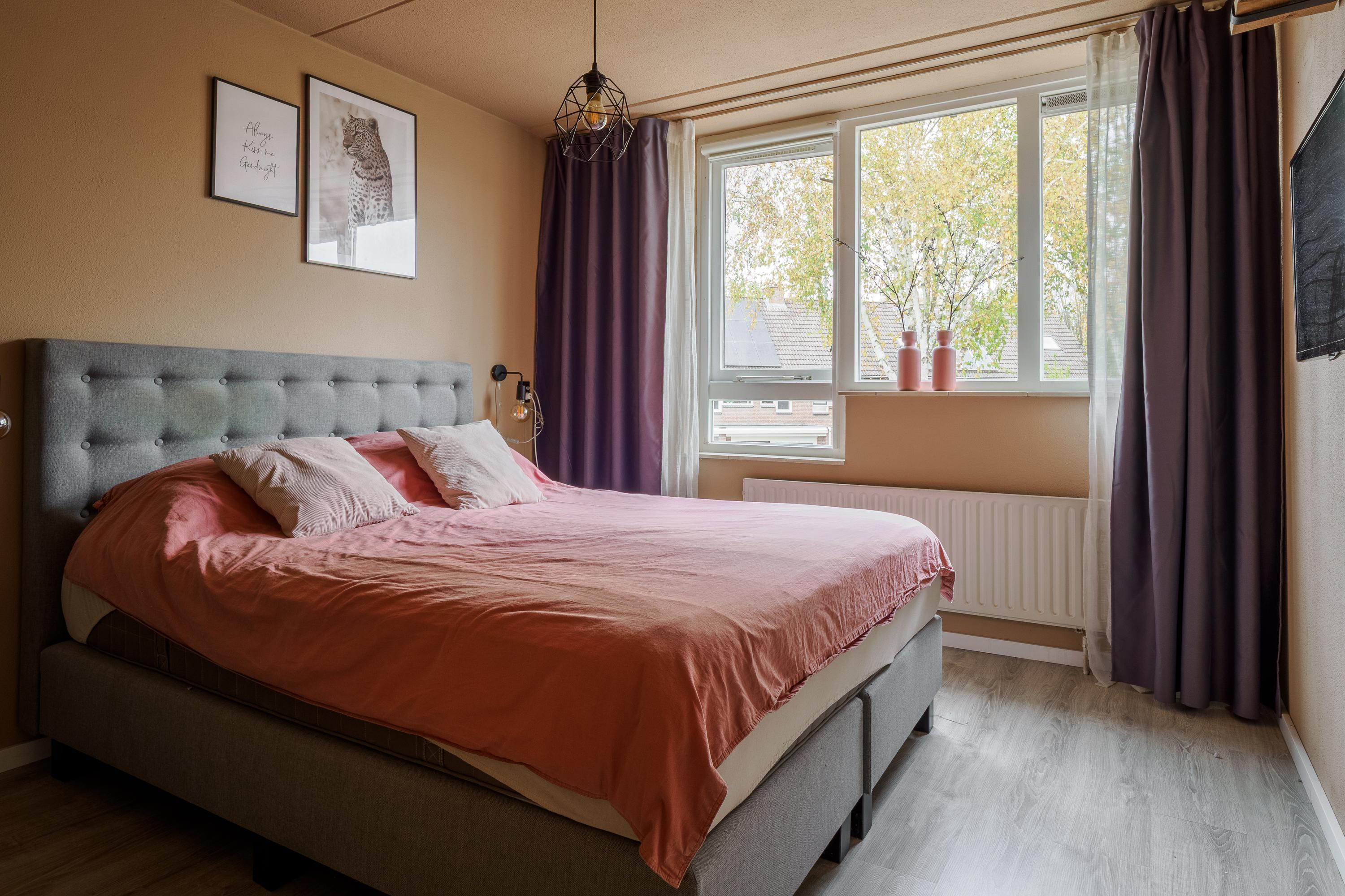 Te koop: Foto Woonhuis aan de Caro van Eyckstraat 15 in Hengelo