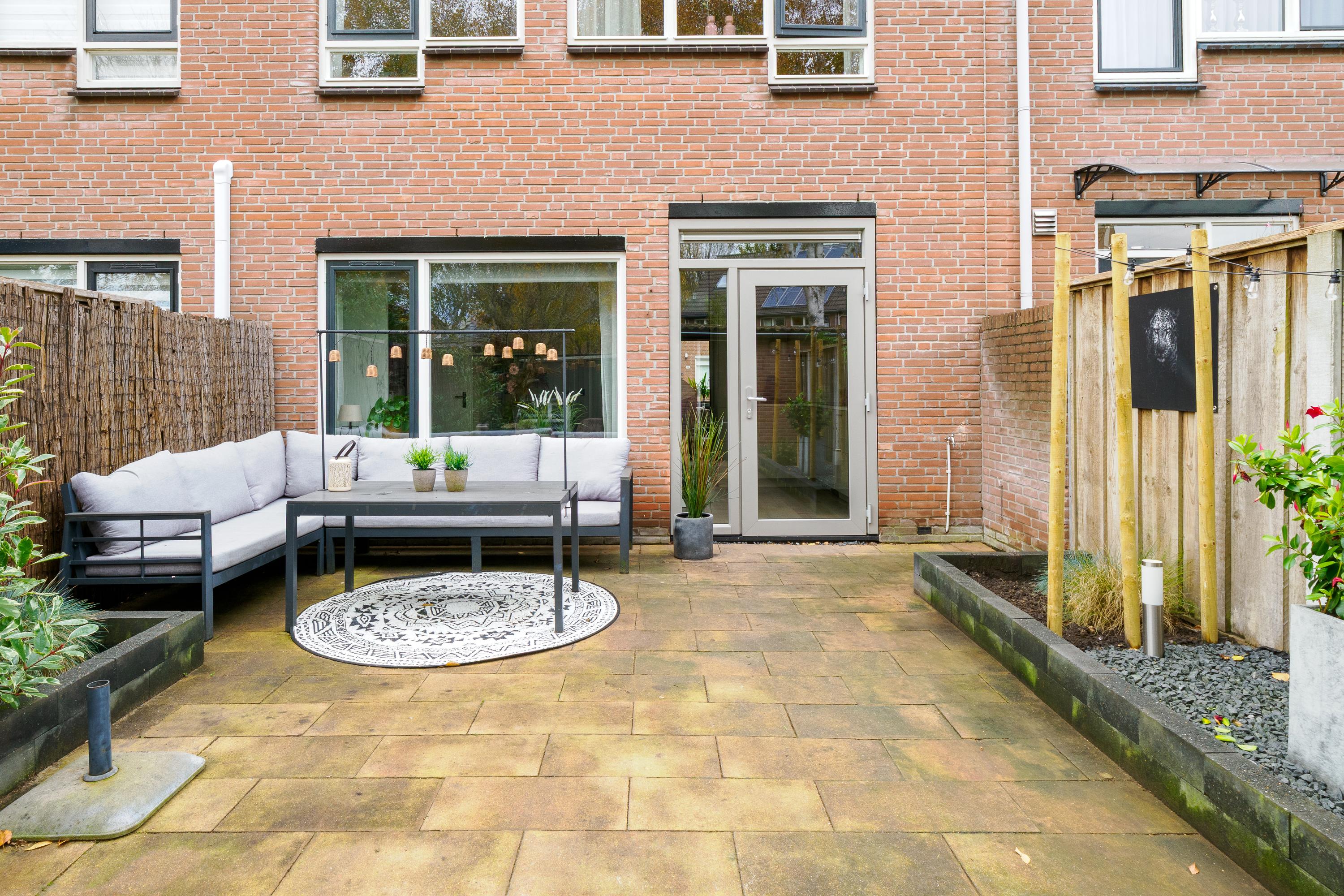 Te koop: Foto Woonhuis aan de Caro van Eyckstraat 15 in Hengelo