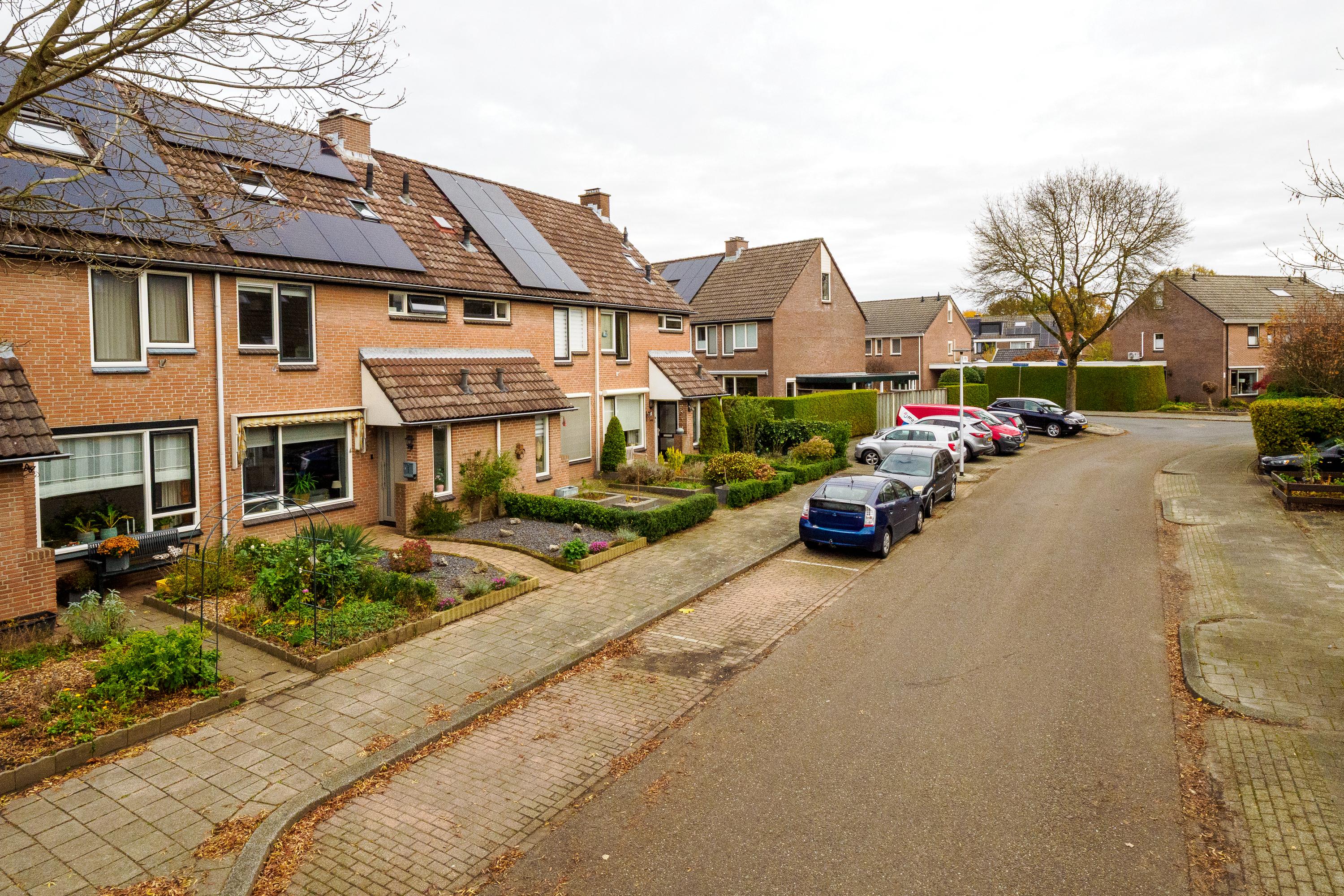 Te koop: Foto Woonhuis aan de Caro van Eyckstraat 15 in Hengelo