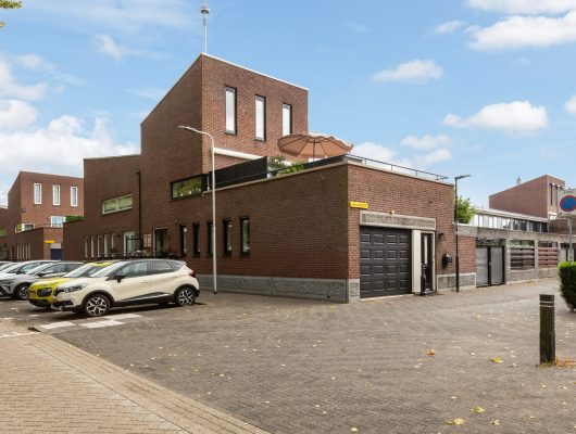 Hoofdfoto van IJsselstein Surinamehof 1
