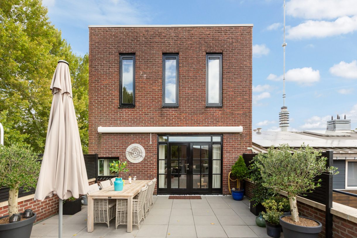 Te koop: Foto Woonhuis aan de Surinamehof 1 in IJsselstein