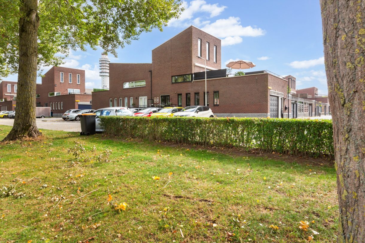 Te koop: Foto Woonhuis aan de Surinamehof 1 in IJsselstein