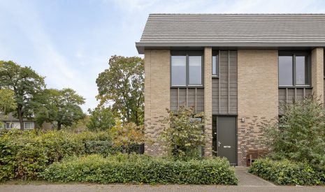 Hoofdfoto van Eindhoven Douglashout 116