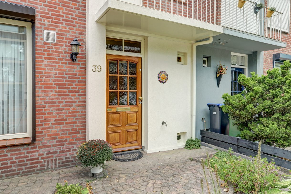 Te koop: Foto Woonhuis aan de Rembrandtlaan 39 in Rijen