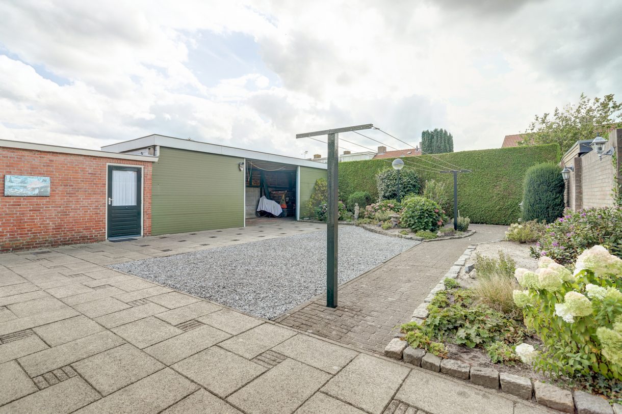 Te koop: Foto Woonhuis aan de Rembrandtlaan 39 in Rijen