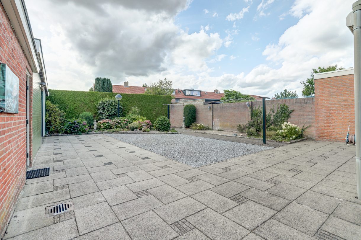 Te koop: Foto Woonhuis aan de Rembrandtlaan 39 in Rijen