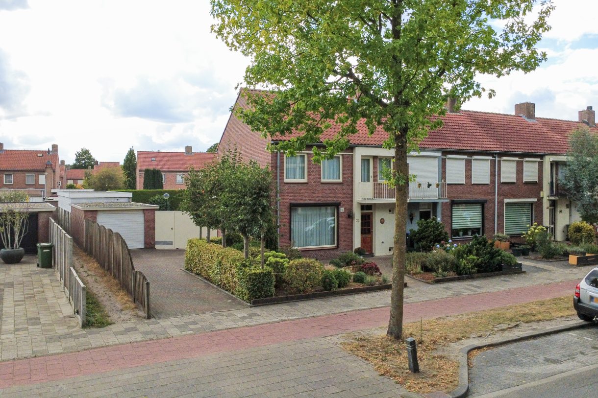 Te koop: Foto Woonhuis aan de Rembrandtlaan 39 in Rijen