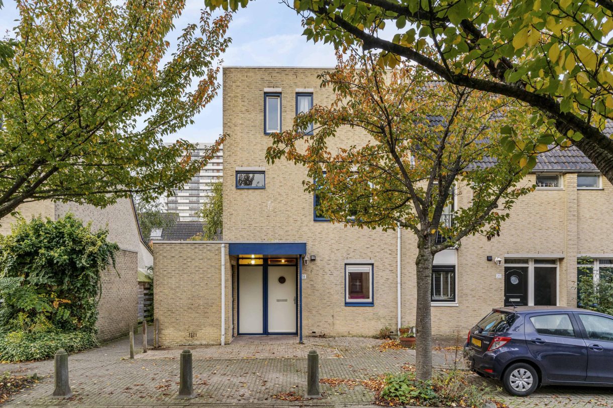 Te koop: Foto Woonhuis aan de Bertha von Suttnerlaan 18 in Utrecht