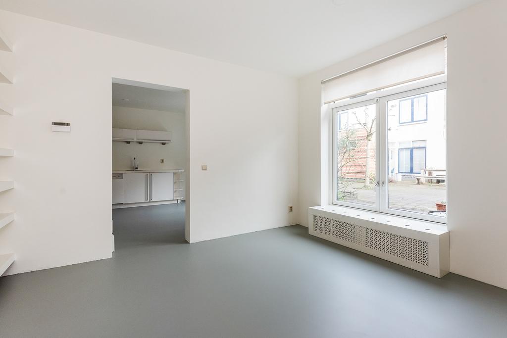 Te huur: Foto Woonhuis aan de Groenewegje 106 in 's-Gravenhage