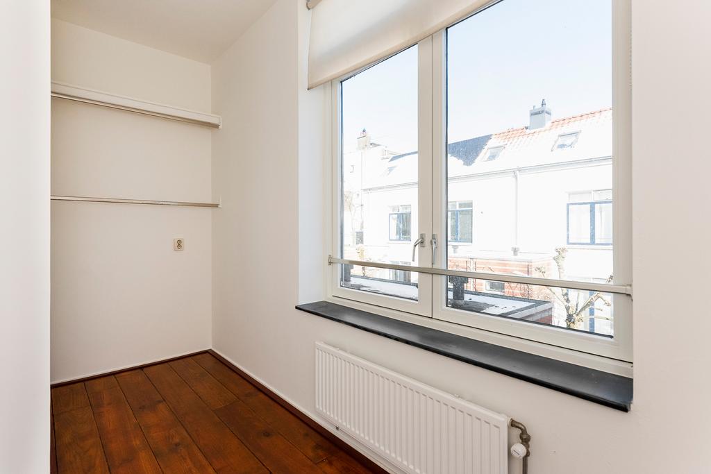 Te huur: Foto Woonhuis aan de Groenewegje 106 in 's-Gravenhage