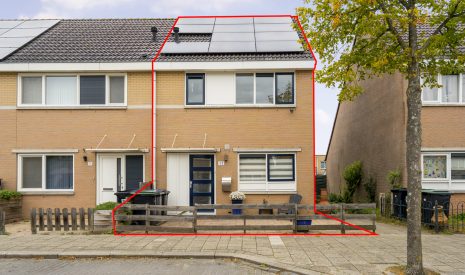 Te koop: Foto Woonhuis aan de Catalpastraat 17 in Almere