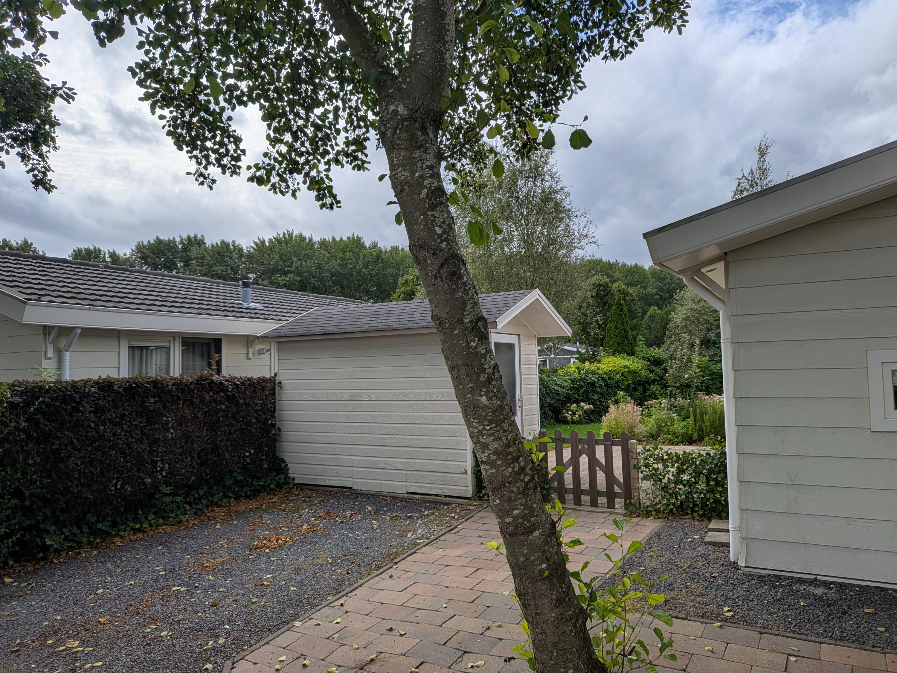 Te koop: Foto Woonhuis aan de Buitenhuizerweg 2-76 in Velsen-Zuid