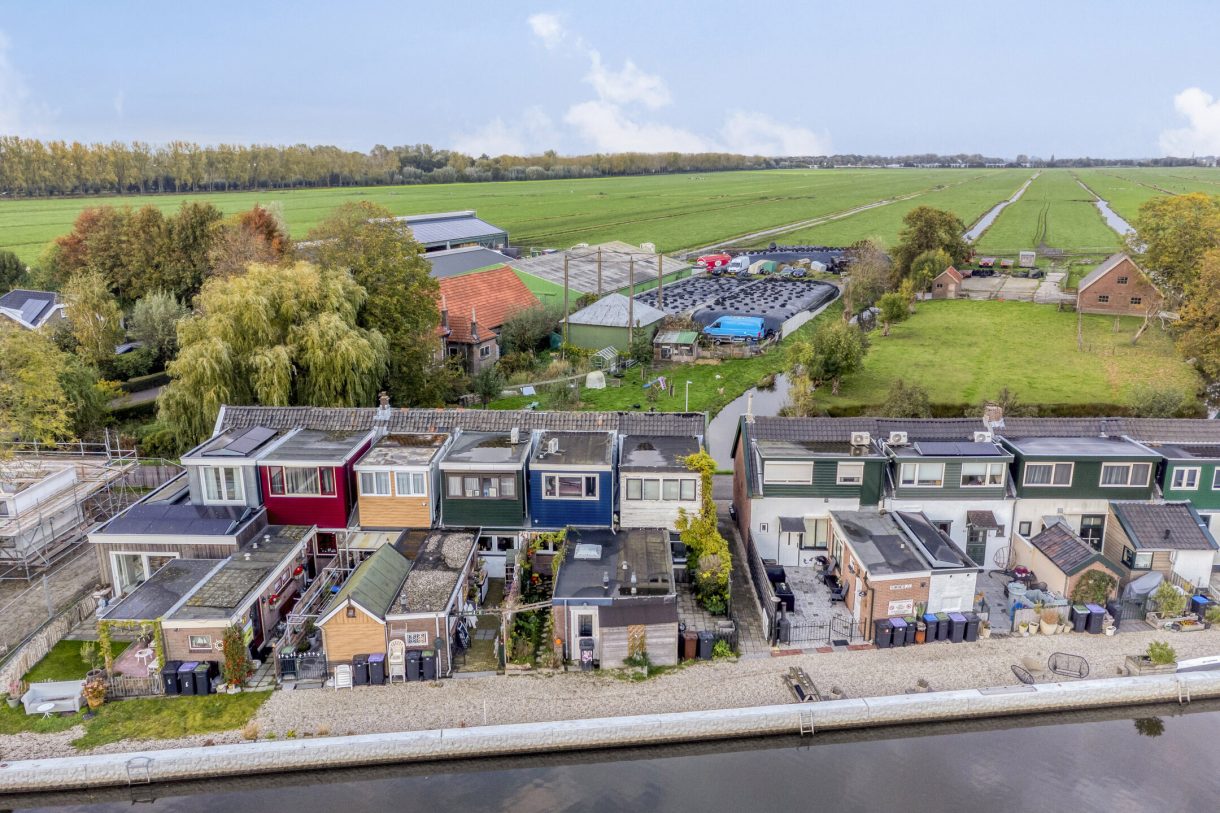 Te koop: Foto Woonhuis aan de Kortsteekterweg 49 in Alphen aan den Rijn